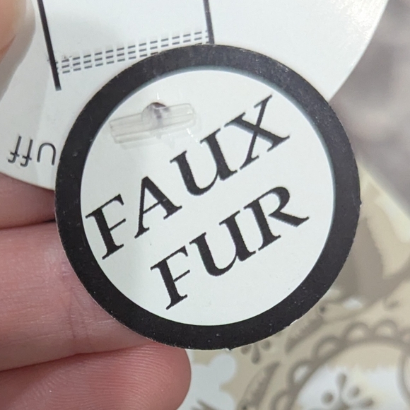 Maralyn & Me Women's Gray Puffer Coat with Faux Fur Trim Size Small - Picture 17 of 17